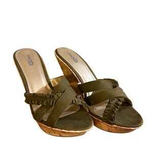 Charlotte Russe Olive Green Cork Wedge Sandals Women’s Size 9 Boho Summer